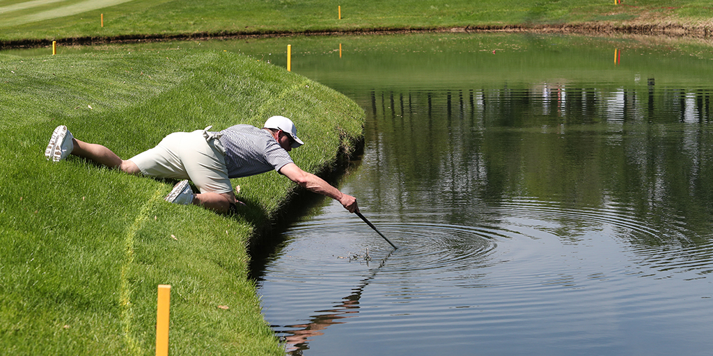 The quick guide to yellow and red staked water hazards