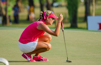 why is golf bag delivery better for travel