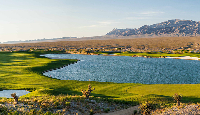 ship my golf clubs to The Snow Mountain Course