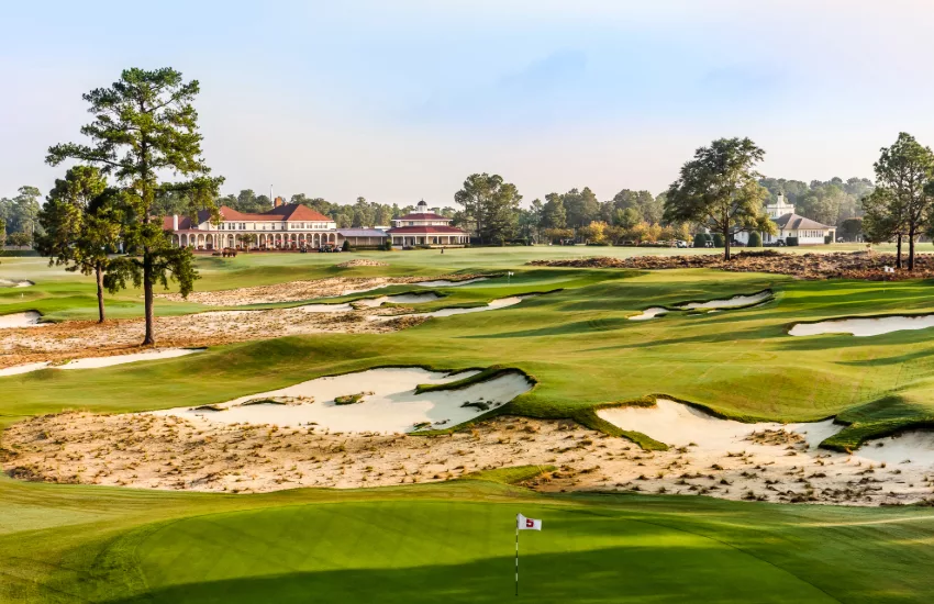best golf resorts - Pinehurst